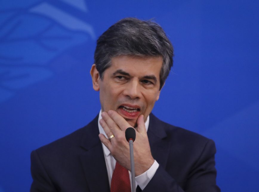 Teich deixa o Ministério da Saúde antes de completar um mês no cargo