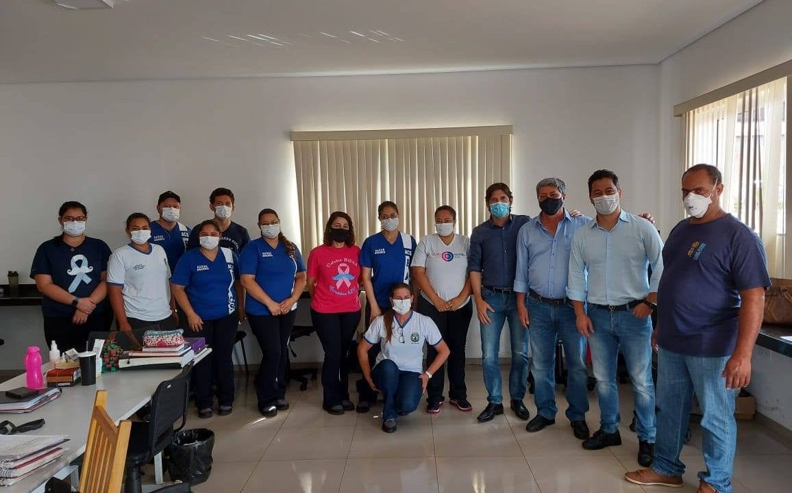 Deputados visitam as obras de ampliação e reforma do Hospital Municipal de Arandu