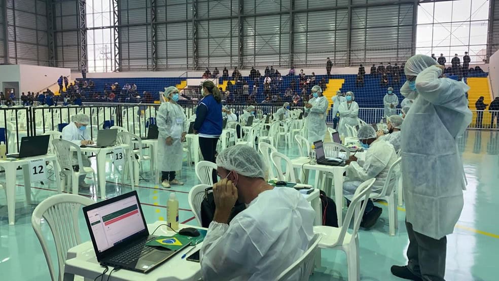 Estudo com vacina em Botucatu indica queda de 71% de casos de Covid após vacinação em massa
