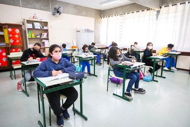 Rede Municipal de Ensino de Avaré adota presença obrigatória em 3 de novembro