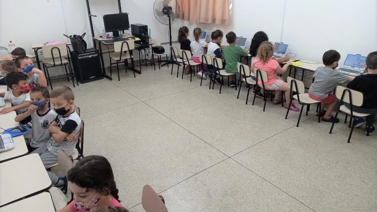 Plataforma Digital auxilia estudantes no processo de aprendizagem