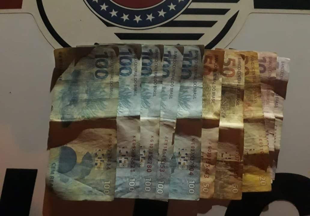 Em Arandu, filho agride o pai com tijolo e furta dinheiro da mãe
