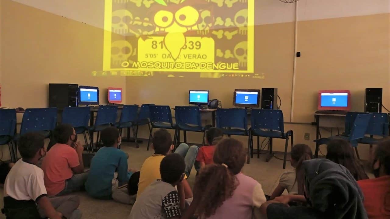 Projeto utiliza tecnologia para conscientizar alunos sobre a dengue