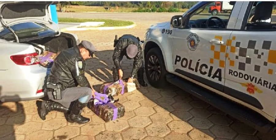 Casal é preso com 260 tabletes de maconha em Cerqueira César