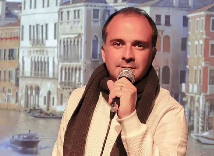 Tenor Ricardo Regis realizará show no Centro Cultural de Avaré