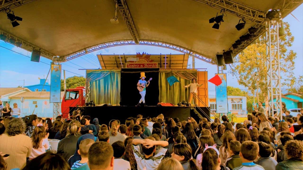 Projeto Teatro a Bordo desembarca em Avaré nesta terça-feira, 25