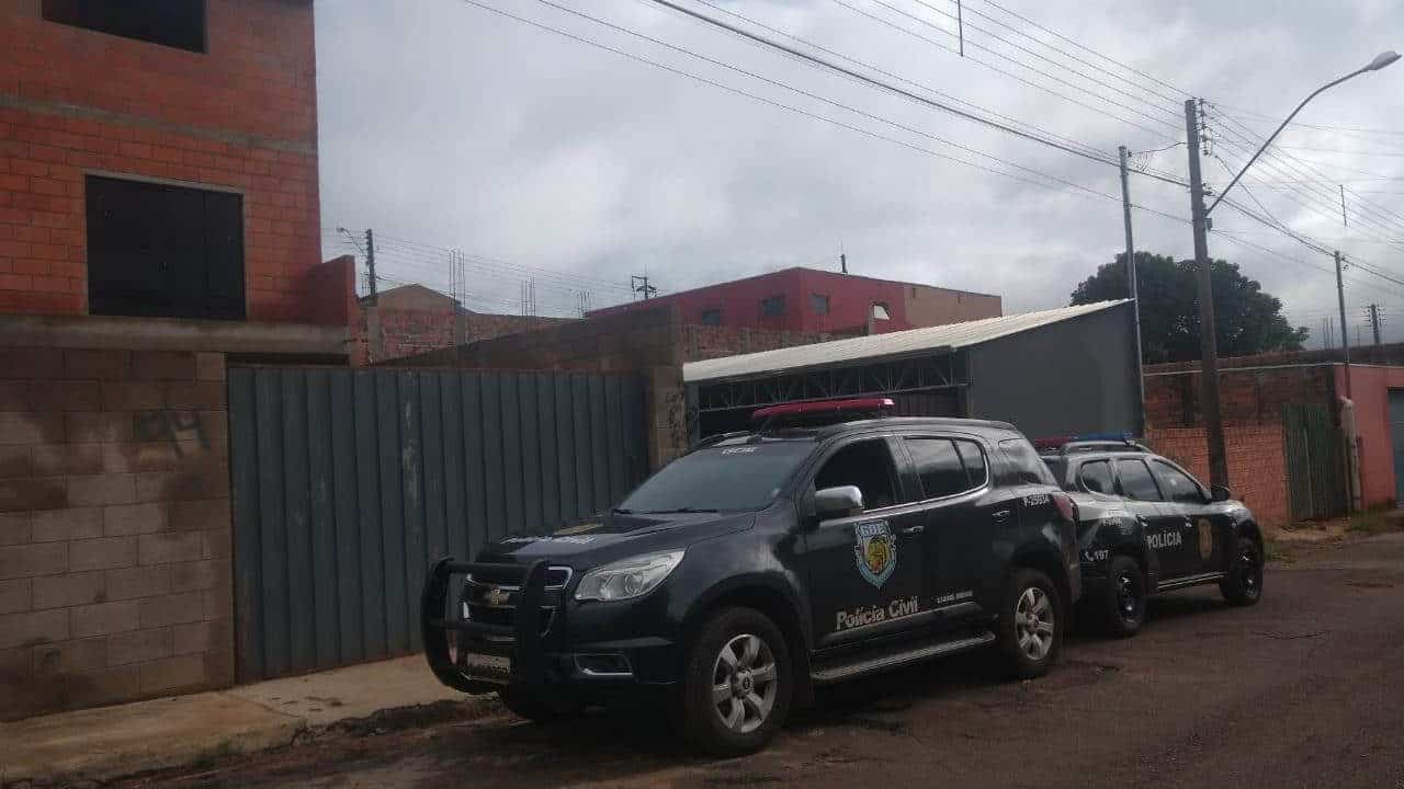 Proprietário de “lava-rápido” é preso com quase meio quilo de cocaína