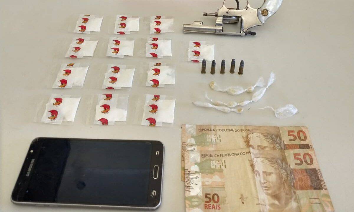 Polícia Civil prende homem por porte ilegal de arma e tráfico de drogas