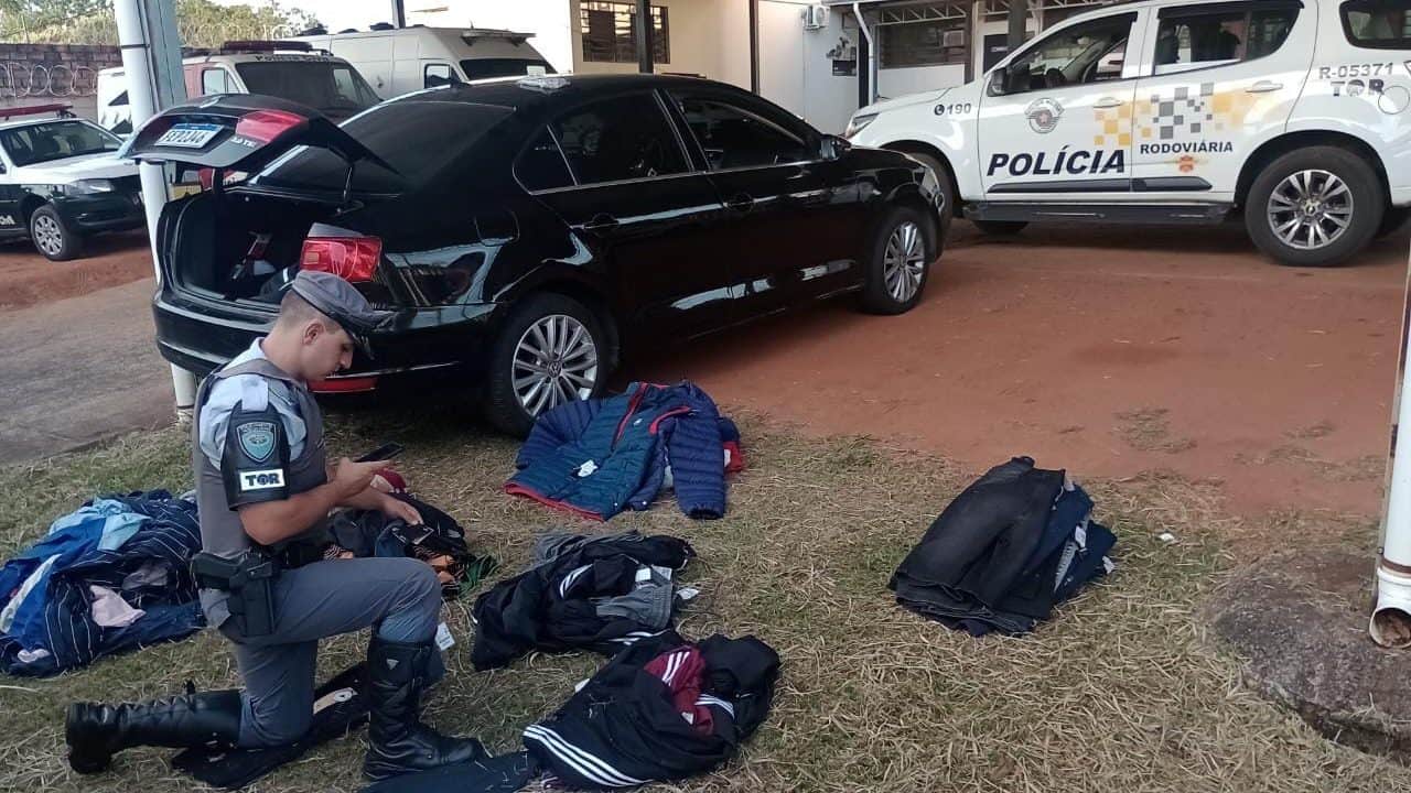 Policiais Rodoviários prendem dois homens por furtos em lojas de Bauru