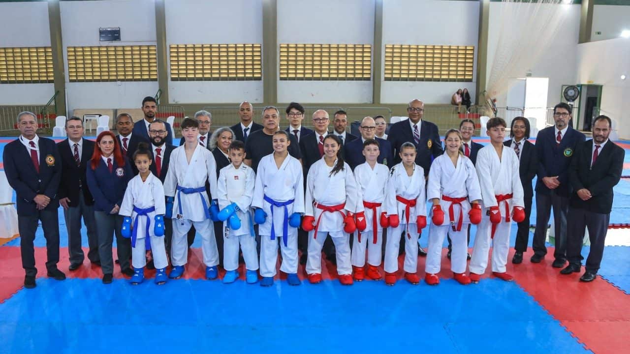 Caratecas de todo o estado participam de competição em Avaré