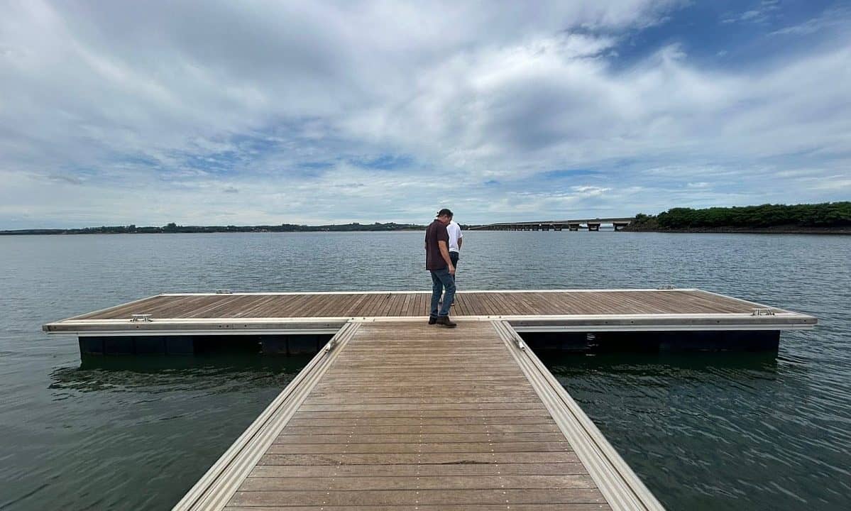 Inaugurado em 2024, píer do Camping Municipal já apresenta problemas estruturais