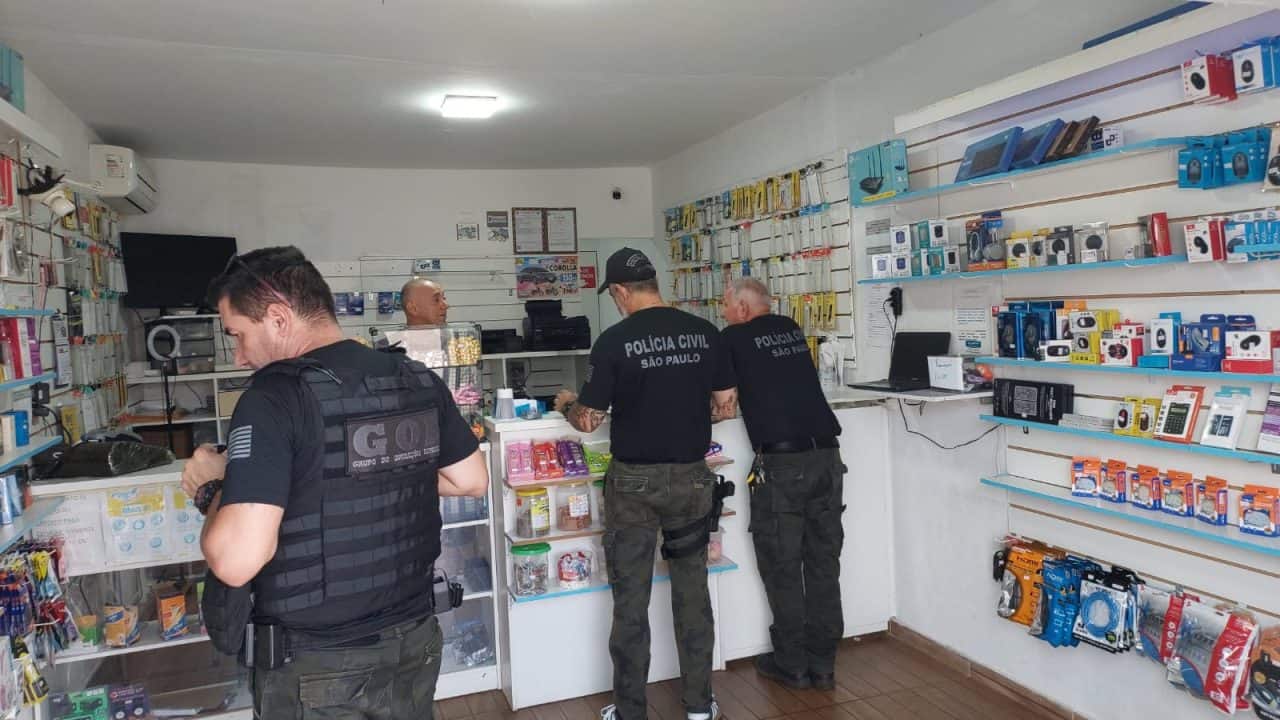 Polícia Civil de Avaré e região fiscaliza comércio de celulares na Operação BIG MOBILE