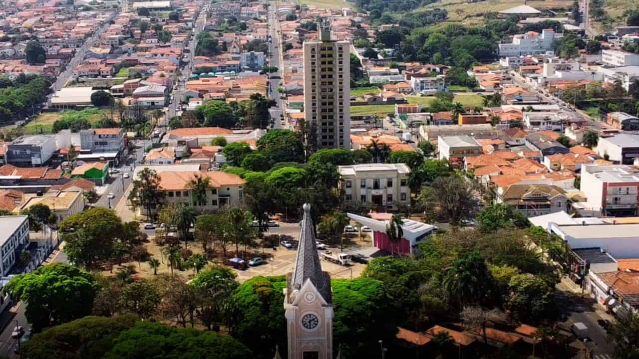 REFIS 2025: Contribuintes de Avaré podem quitar dívidas em até 24 vezes