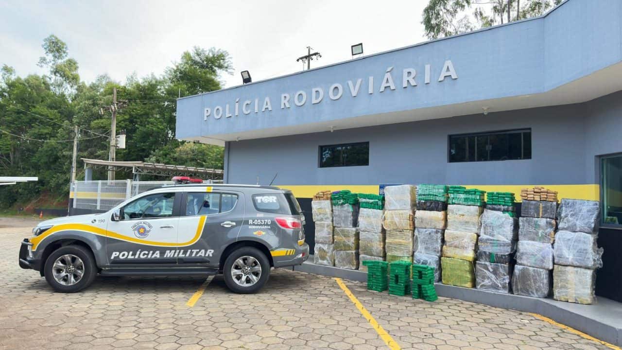 Motorista é preso transportando mais de 1 tonelada de maconha na Castello em Avaré
