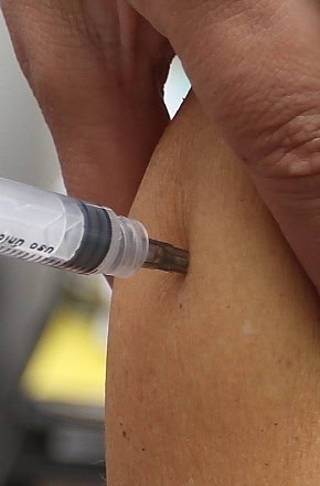 Águas de Santa Bárbara promove vacinação contra a gripe em ação especial neste sábado