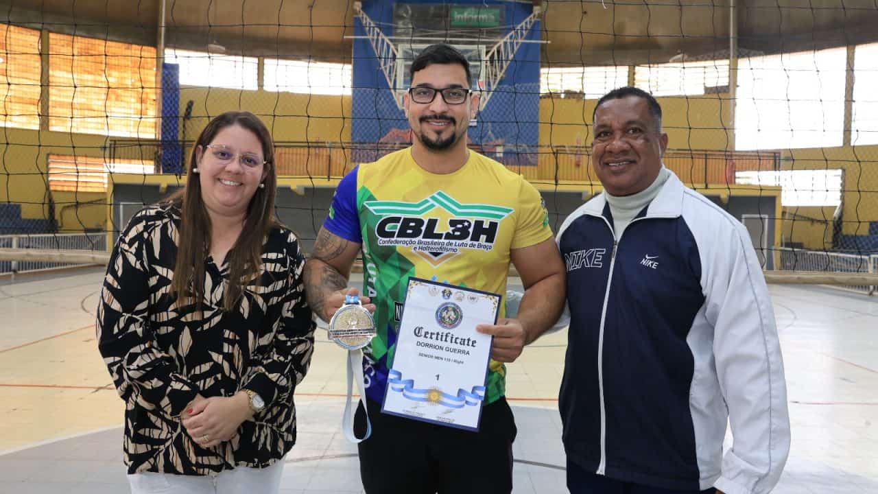 Avareense conquista título de campeão pan-americano de luta de braço na Argentina