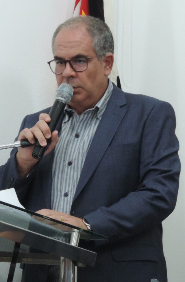 Policiais Civis recebem Medalha de Reconhecimento Comunitário de Segurança