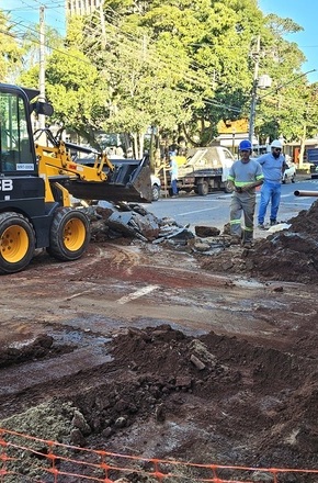 Trecho da Rua Alagoas segue interditado para obras nesta sexta-feira, 19