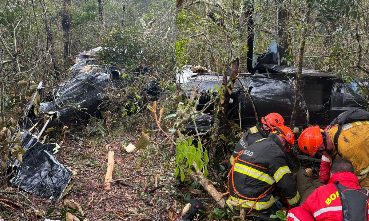 Queda de helicóptero em Iaras deixa três feridos e leva à prisão de procurado pela Justiça