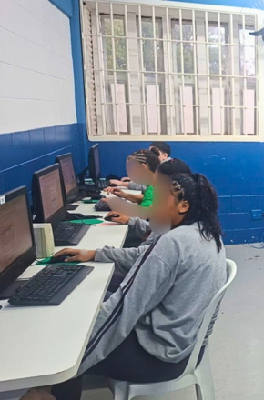 Adolescentes da Fundação CASA de Cerqueira César avançam em olimpíada de biologia sintética