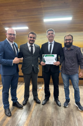 Cartório Eleitoral de Avaré recebe Diploma de Honra ao Mérito da Câmara Municipal