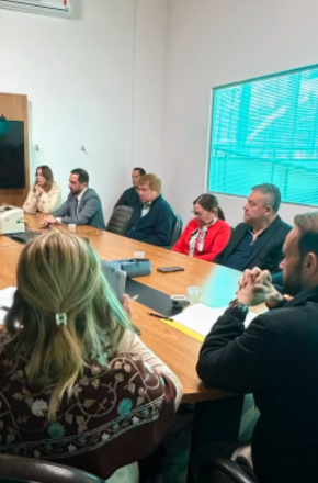 ADIs cobram na Câmara de Avaré andamento de projeto que prevê enquadramento no magistério